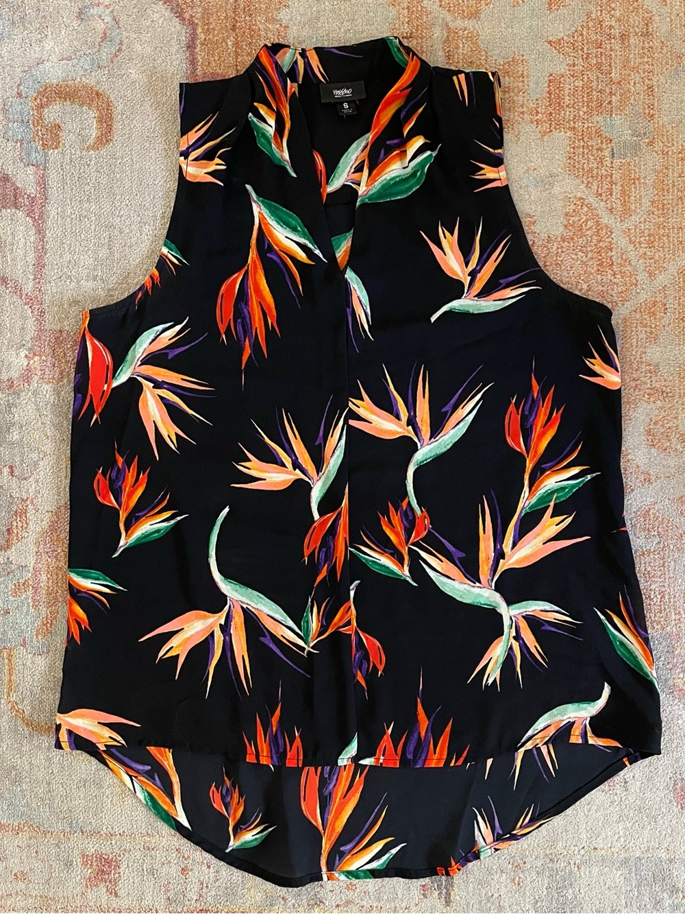 Mossimo Black Sleeveless Birds of Paradise V-Neck Tank